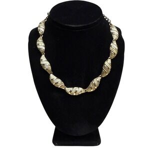 VTG Coro Des Pat Pend Gold Tone Statement Necklace Chunky Textured Jewelry 8in L